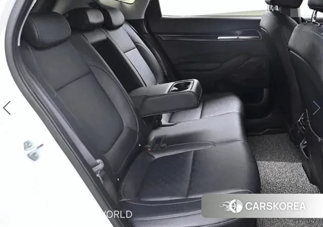 Kia Seltos 2022 Белый из Кореи, фото 3