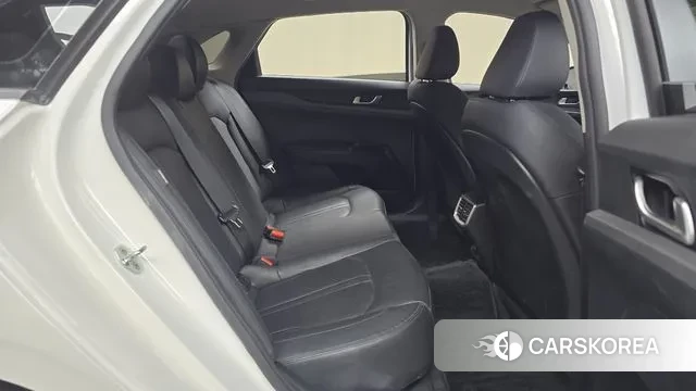 Kia K5 3rd generation 2022 Белый из Кореи, фото 3