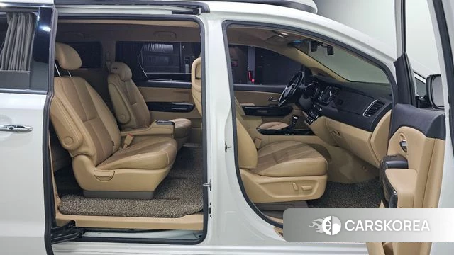 Kia The New Carnival 2018 Белый из Кореи, фото 3