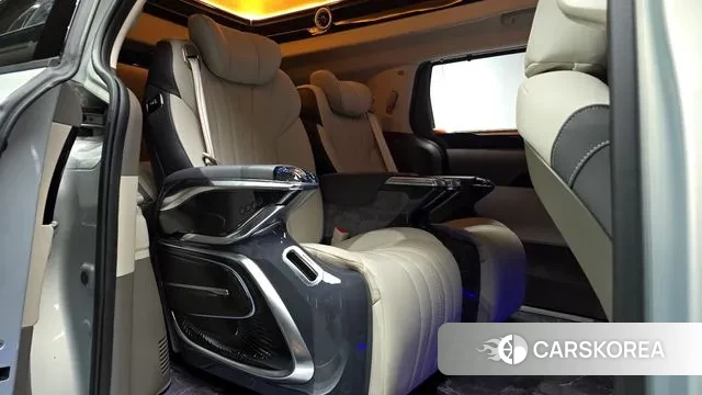 Kia The New Carnival 4th Generation 2024 Серебряный из Кореи, фото 3