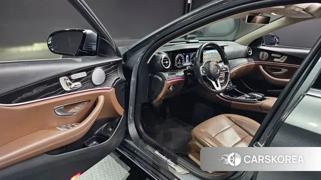 Mercedes-Benz E-Class W213 2019 Серый из Кореи, фото 3