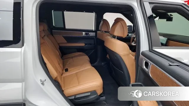 Hyundai Santa Fe (MX5) 2024 Белый из Кореи, фото 3