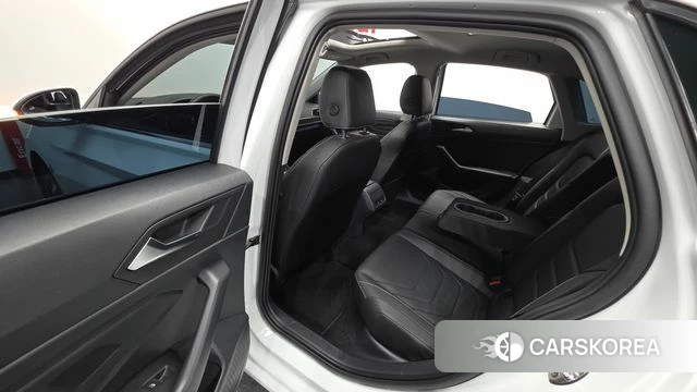Volkswagen 7th Generation of Jetta 2022 Белый из Кореи, фото 3