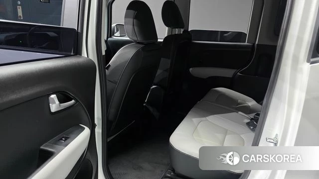 Kia The New Kia Ray 2023 Белый из Кореи, фото 3