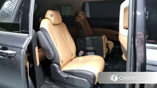 Kia Carnival 4th generation 2023 Серый из Кореи, фото 3