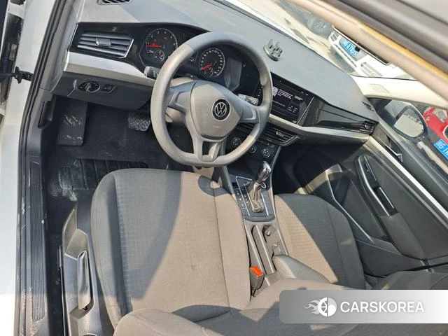 Volkswagen Bora 2022 Белый из Китая, фото 3