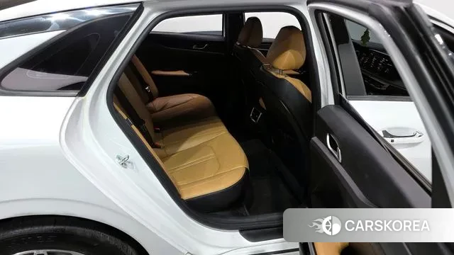 Kia K5 Hybrid 3rd Generation 2022 Белый из Кореи, фото 3