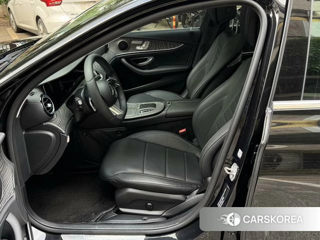 Mercedes-Benz E-class 2021 Черный из Китая, фото 3