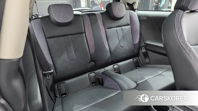 Mini Cooper C 4th generation 2024 Зеленый из Кореи, фото 3