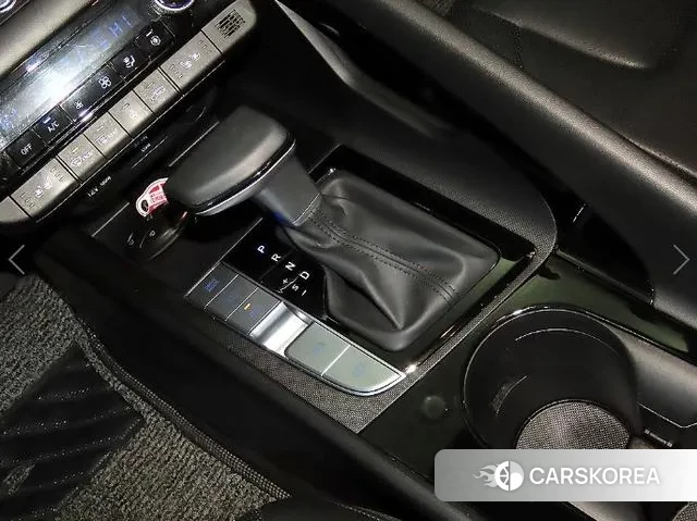 Hyundai The New Avante (CN7) 2024 Белый из Кореи, фото 3