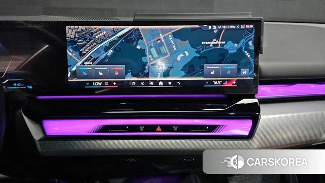 BMW 5 Series (G60) 2024 Белый из Кореи, фото 3