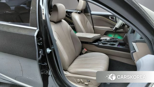 Kia K8 2022 Черный из Кореи, фото 3