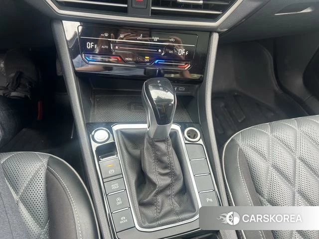 Volkswagen Sagitar 2023 Белый из Китая, фото 3
