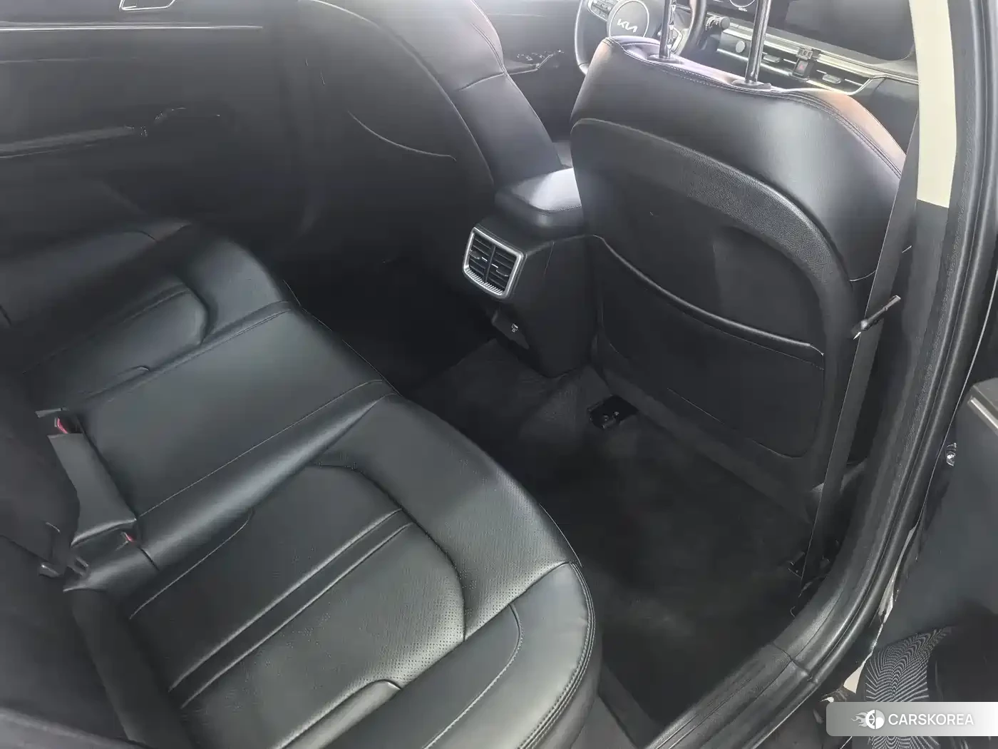 Kia K5 2022 Черный из Китая, фото 3