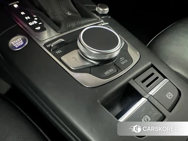 Audi New A3 2018 Черный из Кореи, фото 3
