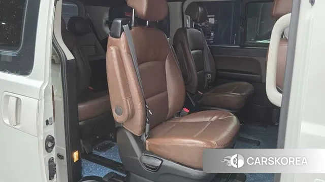 Hyundai The New Grand Starex 2019 Белый из Кореи, фото 3