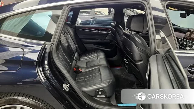 BMW 6 Series GT (G32) 2022 Черный из Кореи, фото 3