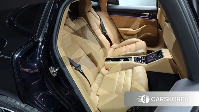 Porsche Panamera (971) 2018 Черный из Кореи, фото 3