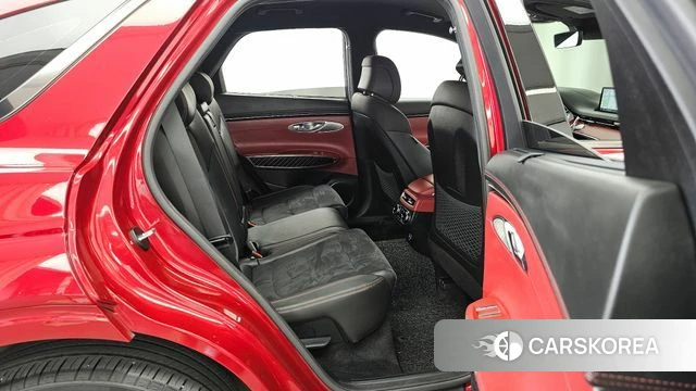 Genesis GV70 2021 Красный из Кореи, фото 3