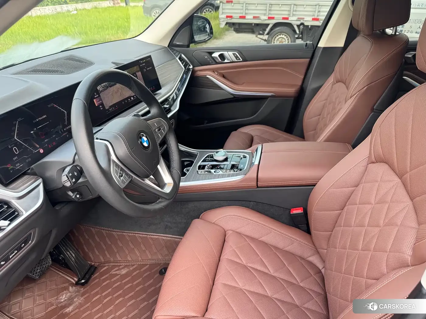 BMW X7 2024 Черный из Китая, фото 3