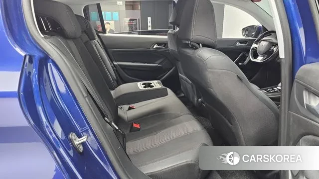 Peugeot 308 second generation 2019 Синий из Кореи, фото 3