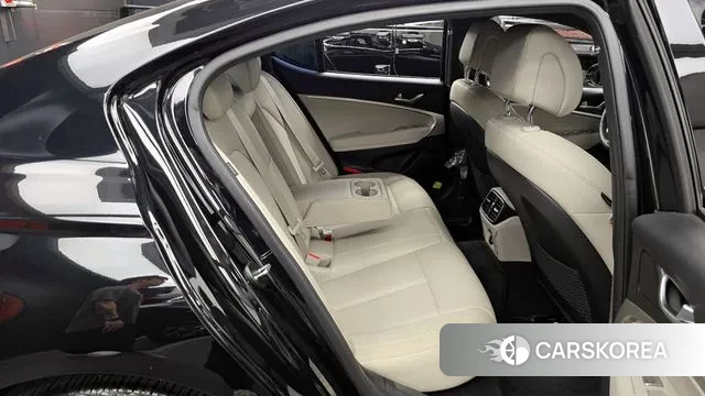 Genesis The New G70 id 3011954 из Кореи 3