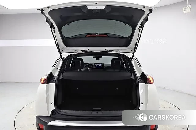 Peugeot 2008 Second generation 2021 Белый из Кореи, фото 3