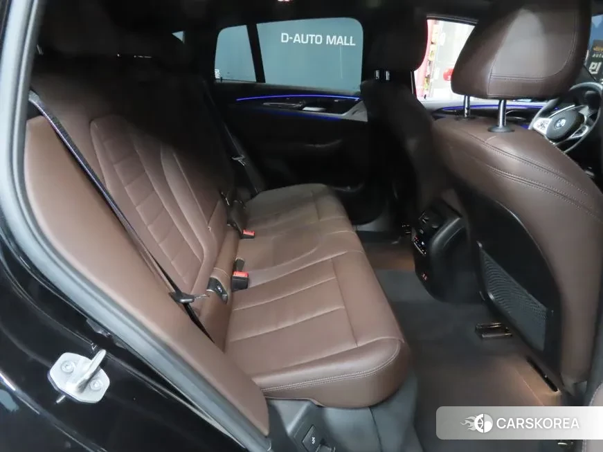 BMW X4 (G02) 2023 Черный из Кореи, фото 3