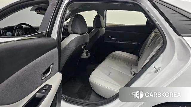 Hyundai Avante (CN7) 2022 Белый из Кореи, фото 3