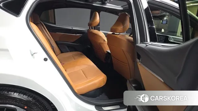 Toyota Camry (XV80) 2025 Белый из Кореи, фото 3