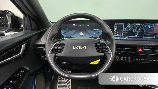 Kia EV6 2023 Серый из Кореи, фото 3