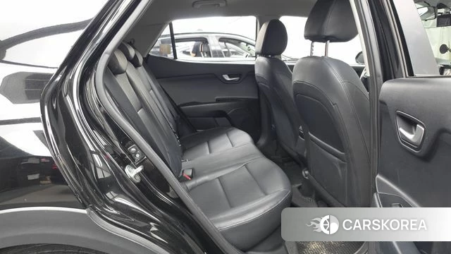 Kia Stonic 2018 Черный из Кореи, фото 3