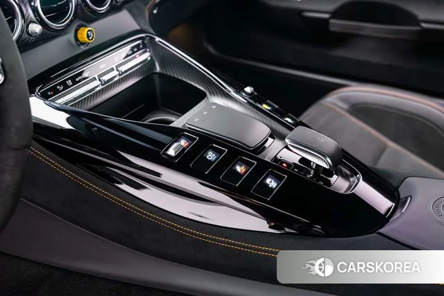 Mercedes-Benz AMG GT 2022 Серебристо-серый из Китая, фото 3