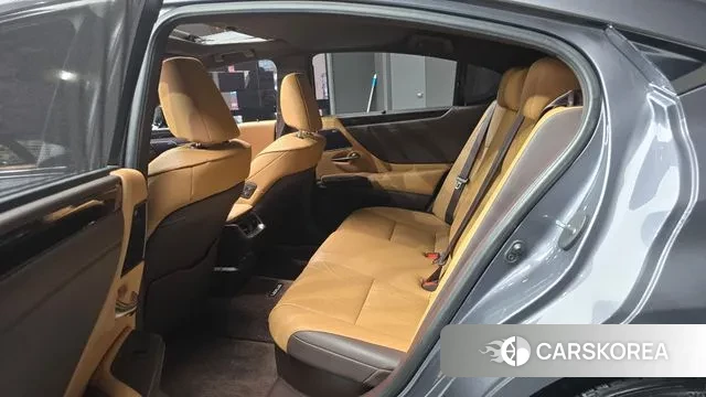 Lexus ES300h 7th generation id 3530709 из Кореи 3