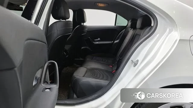 Mercedes-Benz A-Class W177 2020 Белый из Кореи, фото 3