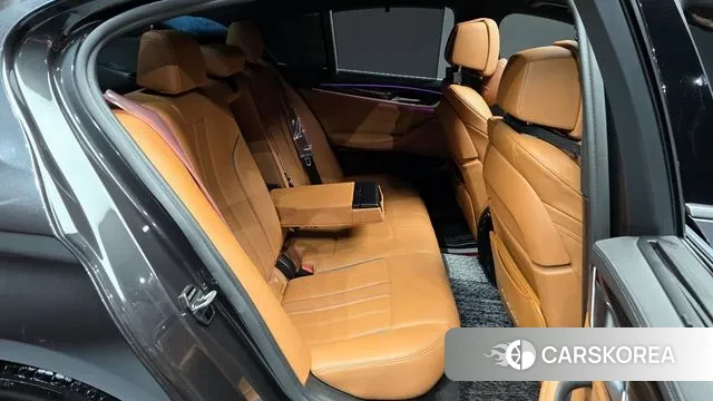 BMW 5 Series (G30) 2022 Серый из Кореи, фото 3