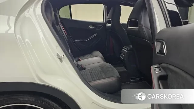 Mercedes-Benz GLA-Class X156 2019 Белый из Кореи, фото 3