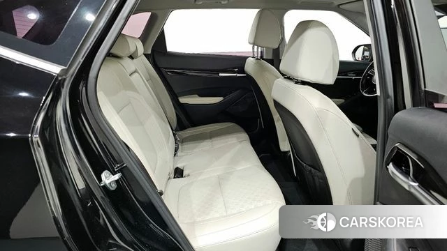 Kia Seltos 2021 Черный из Кореи, фото 3