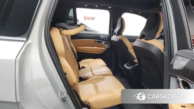 Volvo XC90 second Generation 2023 Белый из Кореи, фото 3