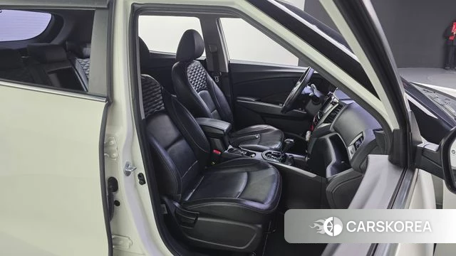 Ssangyong Tivoli Armor 2018 Белый из Кореи, фото 3