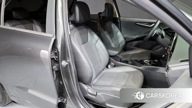 Kia Di Ol Nu Niro 2024 Серый из Кореи, фото 3