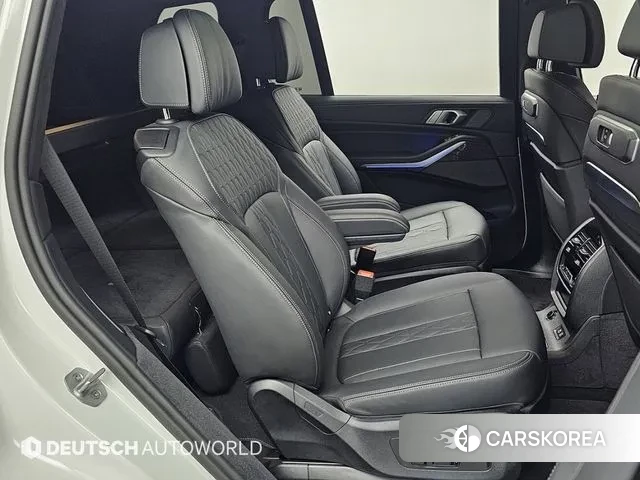 BMW X7 (G07) 2024 Белый из Кореи, фото 3