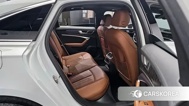 Audi A6 (C8) id 3110536 из Кореи 3