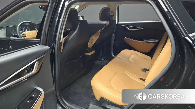 Kia EV6 2023 Черный из Кореи, фото 3