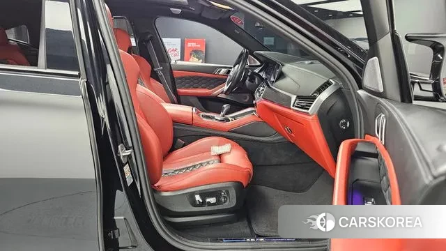 BMW X6M (G06) 2021 Серый из Кореи, фото 3