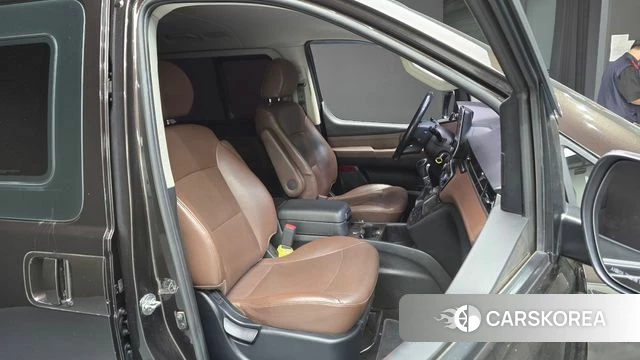 Hyundai The New Grand Starex 2018 Коричневый из Кореи, фото 3