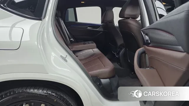 BMW X4 (G02) 2025 Белый из Кореи, фото 3