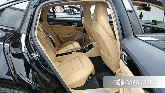 Porsche Panamera (971) 2018 Черный из Кореи, фото 3