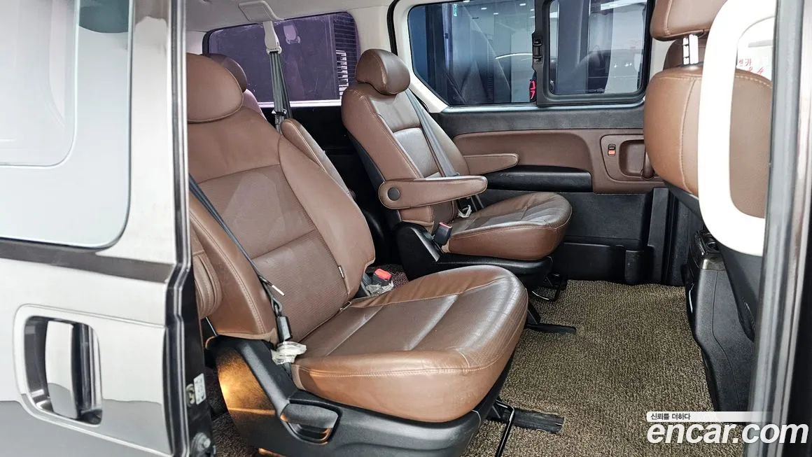 Hyundai The New Grand Starex 2018 Коричневый из Кореи, фото 3