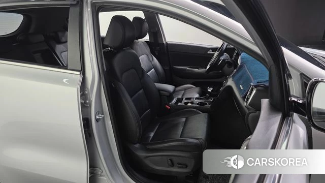 Kia Sportage The Bold 2019 Серебряный из Кореи, фото 3